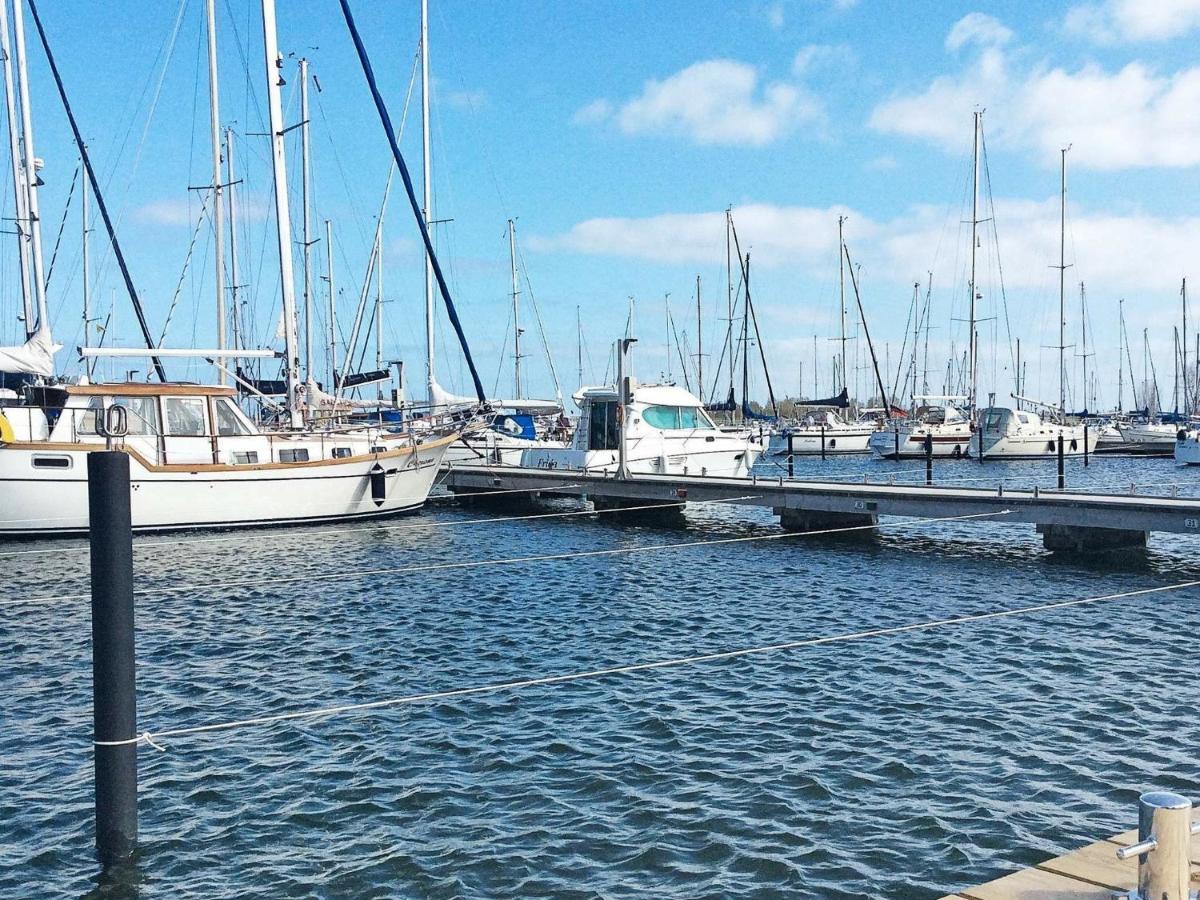 Two-bedroom In 20 Vakantiehuis *