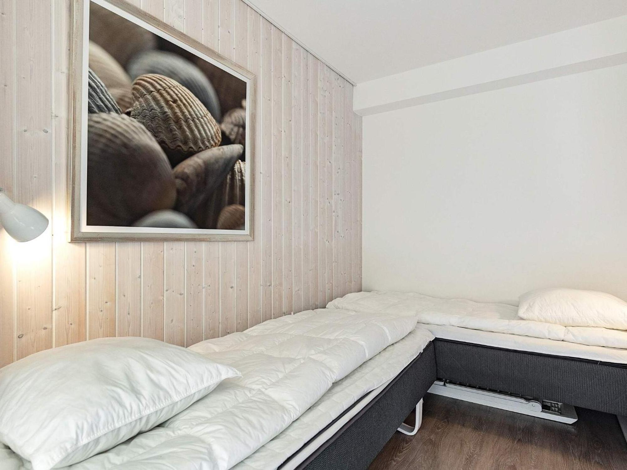 Two-bedroom In 20